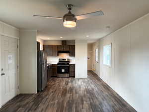 Photo 3 of 132  BARRINGTON WAY