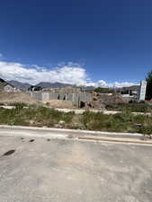 View of mountain feature