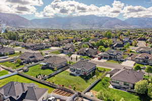 Aerial view featuring a residential view and a mountain view