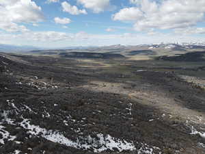 View of mountain feature