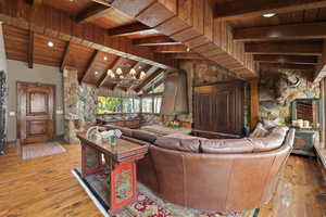 Photo 3 of 4939 S COTTONWOOD LN