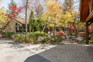 Photo 2 of 4939 S COTTONWOOD LN