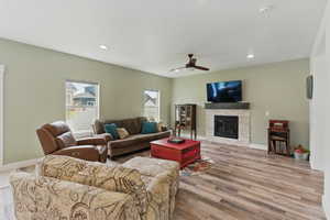 Photo 11 of 2471 W ANNE AVE