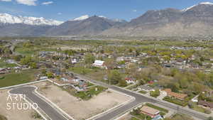 Aerial view with a residential view and a mountain view