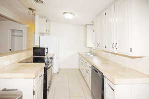 Photo 11 of 536 S BRINKER