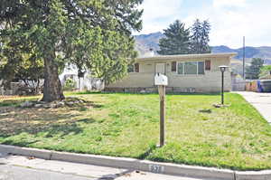 Photo 4 of 536 S BRINKER