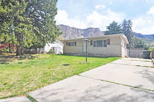 Photo 3 of 536 S BRINKER
