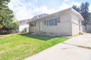 Photo 2 of 536 S BRINKER