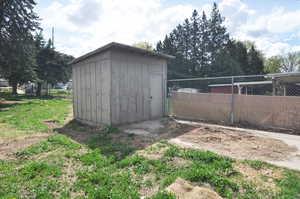 Photo 10 of 536 S BRINKER