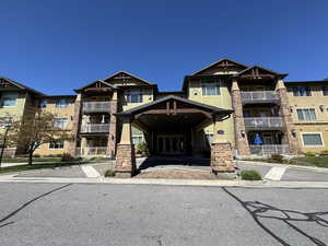 Photo 7 of 602 S EDGEWOOD DR #125