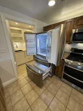 Photo 42 of 602 S EDGEWOOD DR #125