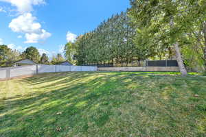 Photo 3 of 4522 S 2675 W