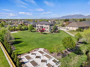 Bird's eye view featuring a residential view and a mountain view