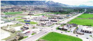 Bird's eye view with a mountain view