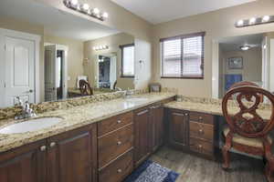Photo 13 of 428 S SADDLE RD