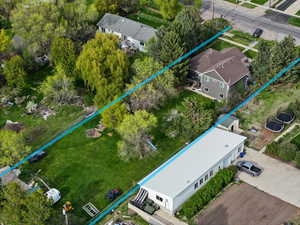 Birds eye view of property