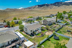 Aerial view with a residential view and a mountain view