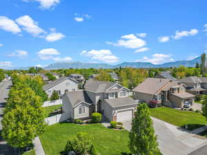 Aerial view with a mountain view and a residential view