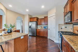 Kitchen has lots of counter space