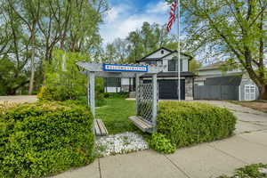 Photo 40 of 758 E ROSEWOOD LN