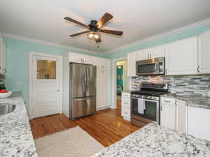 Photo 17 of 1453 E VINE ST