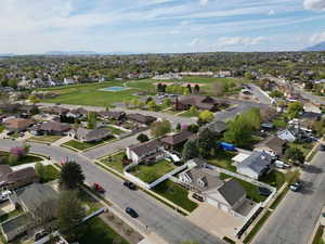 Birds eye view with a residential view and a mountain view