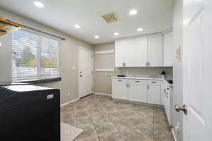 XL Laundry Room
