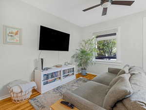 Photo 7 of 321 E HAMPTON AVE