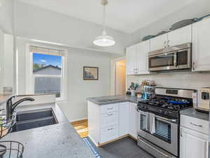 Photo 11 of 321 E HAMPTON AVE