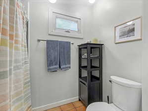 Photo 14 of 321 E HAMPTON AVE