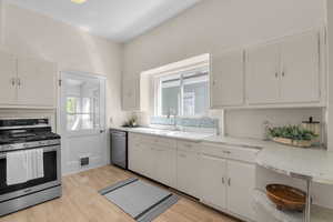 Photo 11 of 1051 S 700 E