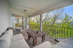 Expansive views of the valley- perfect for summer sunsets