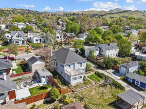 Aerial view with a residential view and a mountain view