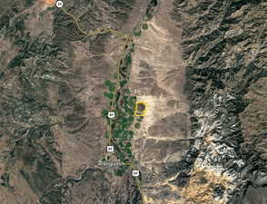 Aerial map of property and surrounding area