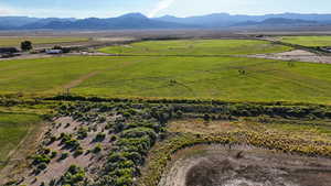 Overview of rural landscape with a mountainous background