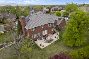 Birds eye view of property with a residential view