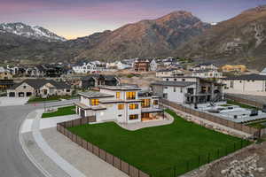 View of mountain feature featuring a residential view