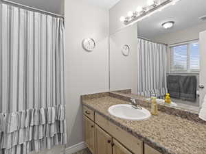 Principal bathroom