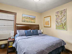 Bedroom with baseboards