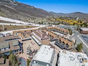 Bird's eye view featuring a mountain view