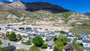 Aerial view with a residential view and a mountain view