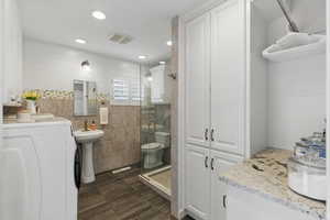 Laundry/ Bathroom