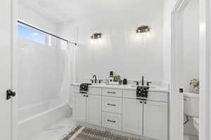 Photo 19 of 109 E WATSON DR