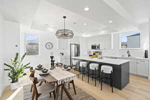 Photo 4 of 109 E WATSON DR