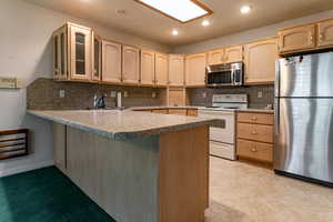 Photo 10 of 954 E 5650 S