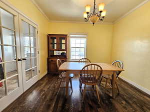 Formal dining room