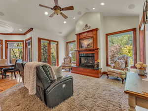 Photo 12 of 3211 N MILLCREEK RD