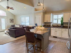 Photo 3 of 10474 N CANTERBURY PL