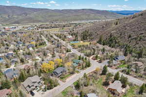 Aerial view with a residential view and a mountain view