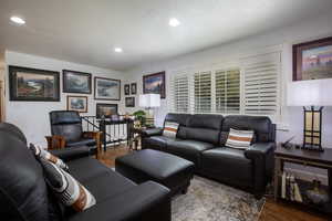 Photo 6 of 5716 S MAPLEWOOD DR